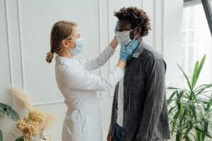 Sore Throat Treatment Through Pharmacy First: Can a Pharmacist Help? at The Kingston Pharmacy, Kingston upon Thames