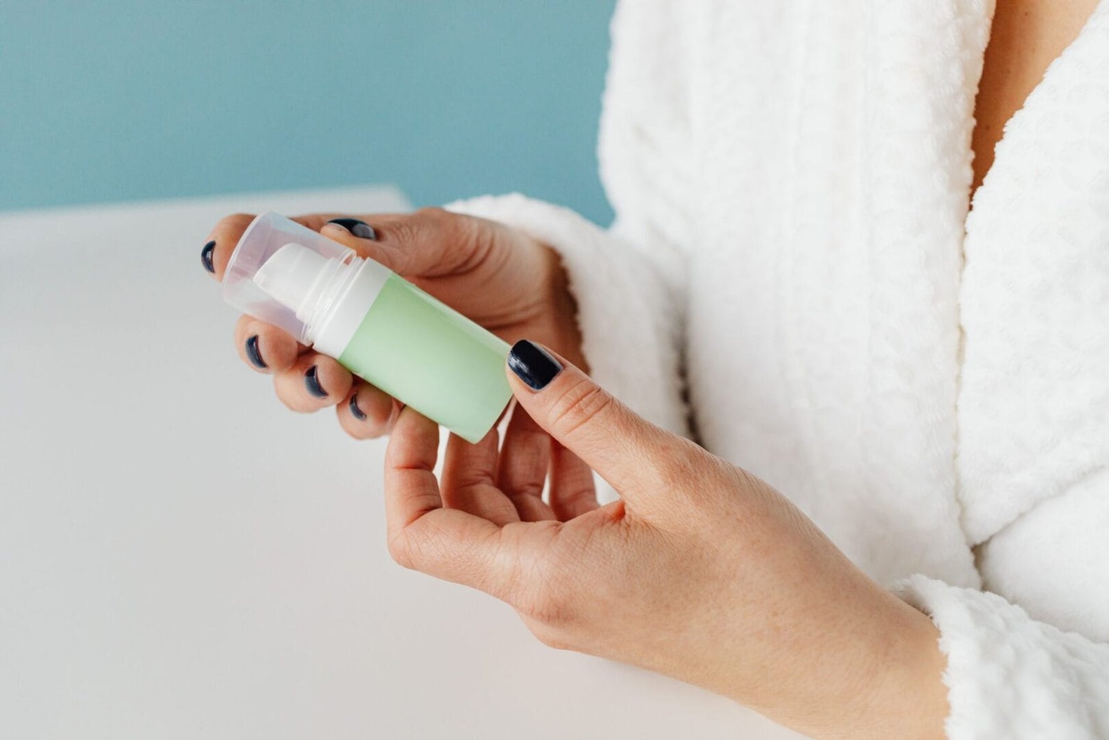 Cream, Ointment or Lotion: Which Is Best for Dermatitis?
